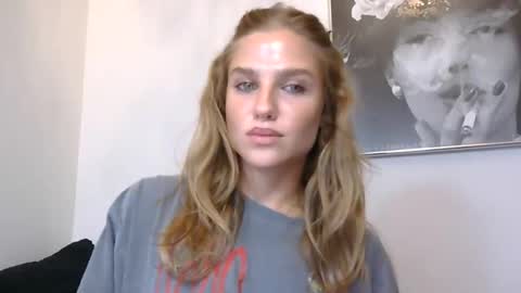 sweetcme online show from April 2026 01:42:02 AM