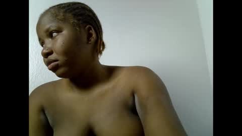 Snapshot of sweetcoochiex chatting on March 2026 12:19:01 PM sweetcoochiex online show from March 2026 12:19:01 PM