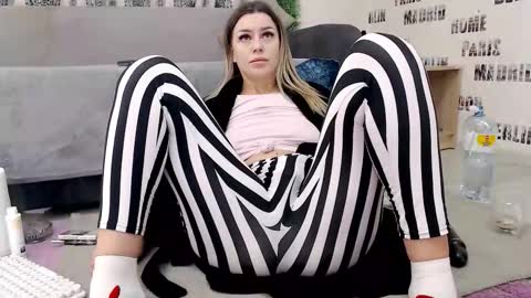 Daiana  Onlyfans - Blonddaiana online show from December 2025 01:44:01 AM