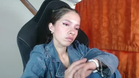 sweetdam12 online show from February 2025 08:25:02 PM