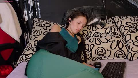 sweetdam12 online show from October 2025 07:58:02 PM