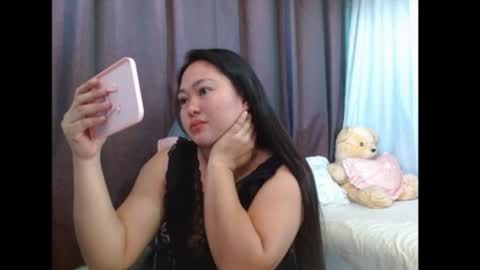 Lynn online show from May 2026 10:39:01 PM