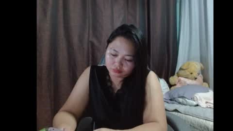 Lynn online show from May 2026 01:19:01 PM