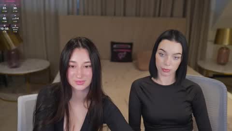 Snapshot of sweetdesiree_ chatting on November 2025 12:16:02 PM Amelia online show from November 2025 12:16:02 PM