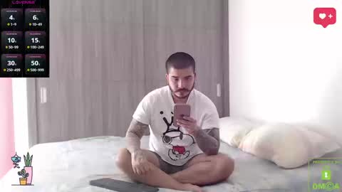         online show from September 2025 03:15:02 PM