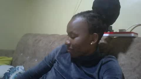 sweetdiva2012 online show from January 2026 07:48:02 PM