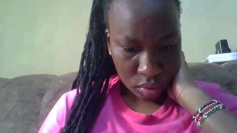 sweetdiva2012 online show from April 2026 04:46:01 AM