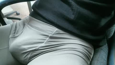 Stick around its a grower online show from January 2025 01:23:02 PM