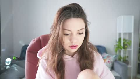 Snapshot of sweetdreamvic chatting on February 2025 06:13:01 AM Vicktorious online show from February 2025 06:13:01 AM