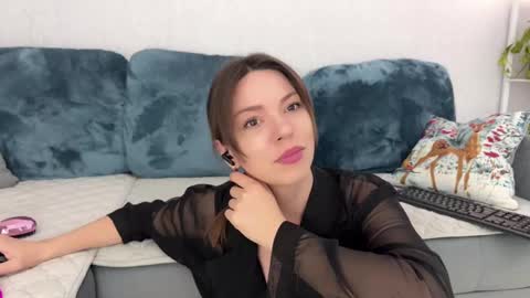 Snapshot of sweetdreamvic chatting on February 2025 05:26:01 PM Vicktorious online show from February 2025 05:26:01 PM