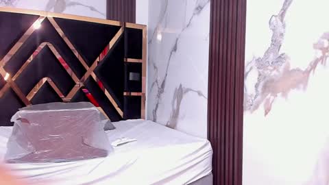 Jimena online show from December 2024 05:26:02 PM