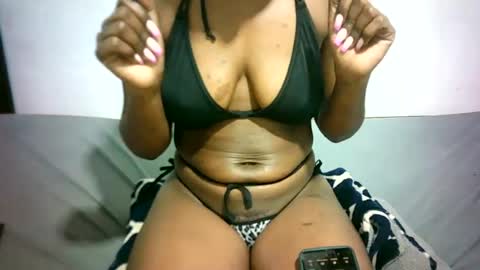 sweetebony_50 online show from June 2026 10:08:01 PM