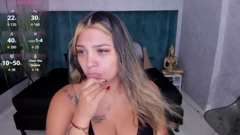 Fabiana online show from July 2026 07:57:01 PM