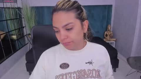 Fabiana online show from July 2026 11:38:02 AM