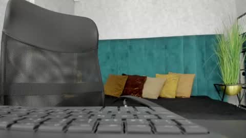 Fabiana online show from July 2026 06:17:01 PM