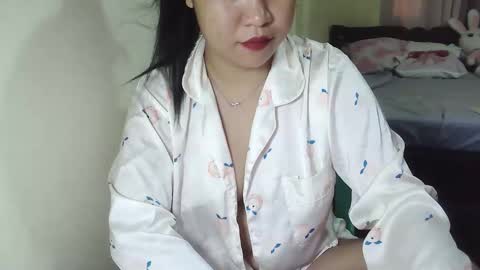 Snapshot of sweetgal_mica chatting on May 2026 12:39:01 AM sweetgal_mica online show from May 2026 12:39:01 AM