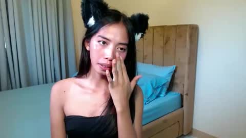 Snapshot of sweetgirl_daphne chatting on April 2026 06:19:02 AM sweetgirl_daphne online show from April 2026 06:19:02 AM