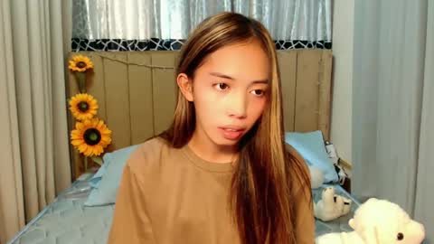 sweetgirl_daphne online show from July 2026 06:47:02 AM
