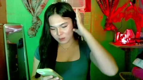 Snapshot of sweetgirl_kathy chatting on May 2026 05:43:02 PM Kathy online show from May 2026 05:43:02 PM