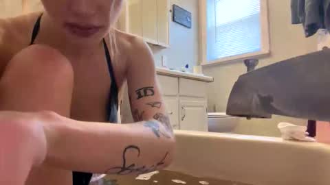 Snapshot of sweetgirlls chatting on January 2026 08:47:02 PM sweetgirlls online show from January 2026 08:47:02 PM