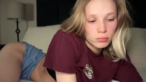 Snapshot of sweetgracee chatting on January 2025 05:02:01 AM sweetgracee online show from January 2025 05:02:01 AM