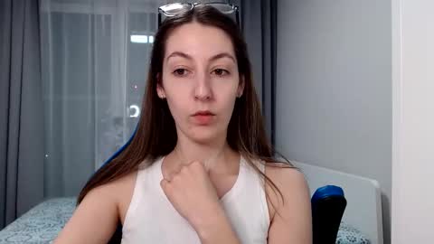 Emma  online show from January 2025 12:22:02 AM