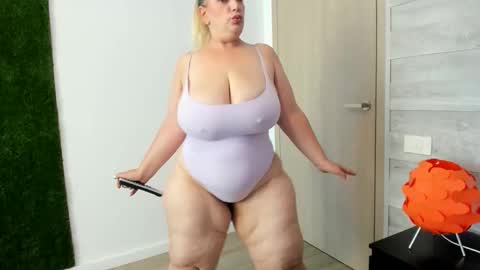 Snapshot of sweetheartmia chatting on September 2025 08:07:01 AM sweetheartmia online show from September 2025 08:07:01 AM