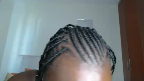 euny online show from March 2026 04:41:01 AM