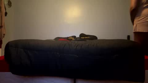 Snapshot of sweetie8582 chatting on April 2026 12:05:01 AM sweetie8582 online show from April 2026 12:05:01 AM