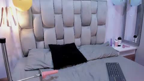 sweetie_aly online show from July 2026 01:06:01 PM