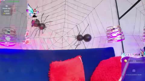 Snapshot of sweetie_foxxxx chatting on December 2025 03:14:02 AM violeta online show from December 2025 03:14:02 AM