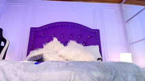 Snapshot of sweetie_foxxxx chatting on March 2026 03:12:01 AM violeta online show from March 2026 03:12:01 AM