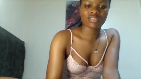 Snapshot of sweetie_lee chatting on November 2025 02:12:01 AM sweetie lee online show from November 2025 02:12:01 AM