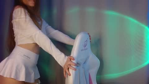 Annie online show from January 2025 09:05:01 PM