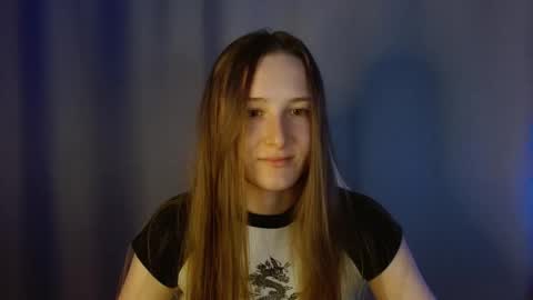 Annie online show from September 2025 07:24:02 PM