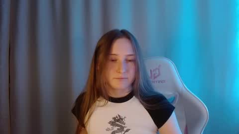 Snapshot of sweetie_lover chatting on June 2026 08:59:02 PM Annie online show from June 2026 08:59:02 PM