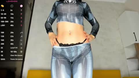 sweetie_peach_ online show from October 2025 04:02:02 AM