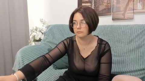 ROZZY online show from May 2026 01:25:02 AM
