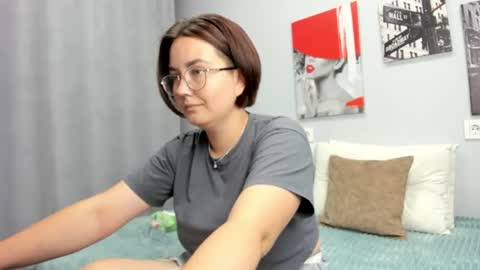 ROZZY online show from June 2026 01:43:01 AM