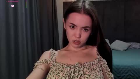 sweetieee_kira online show from February 2026 01:26:02 AM