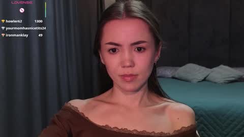 sweetieee_kira online show from March 2026 01:22:01 AM