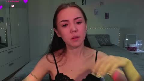 sweetieee_kira online show from June 2026 03:04:02 AM