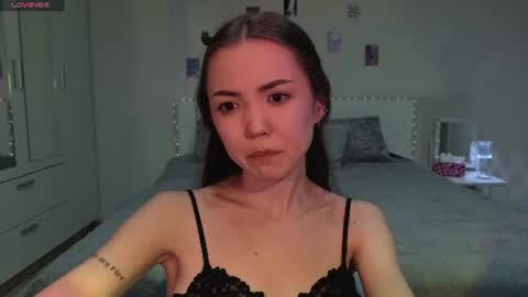 sweetieee_kira online show from June 2026 03:20:02 AM