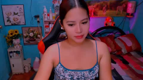 Nicole online show from December 2024 09:59:02 PM