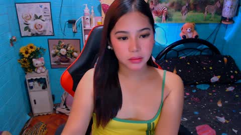 Nicole online show from January 2025 01:56:02 PM