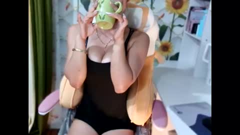 jona online show from April 2026 11:40:02 PM