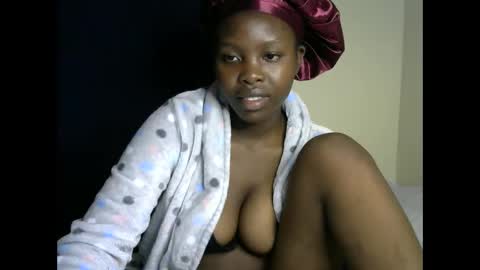 sweetkirrie online show from May 2026 10:06:02 PM