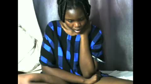 sweetkirrie online show from June 2026 01:33:01 PM