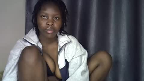 sweetkirrie online show from July 2026 08:55:01 PM