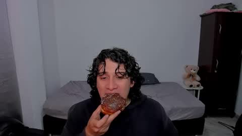 Snapshot of sweetlian_04 chatting on February 2026 02:51:01 AM Lian online show from February 2026 02:51:01 AM